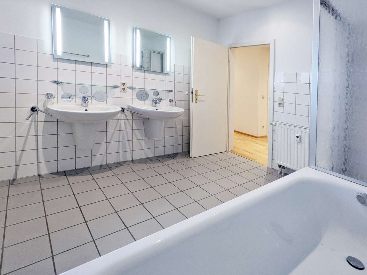 Badezimmer EG